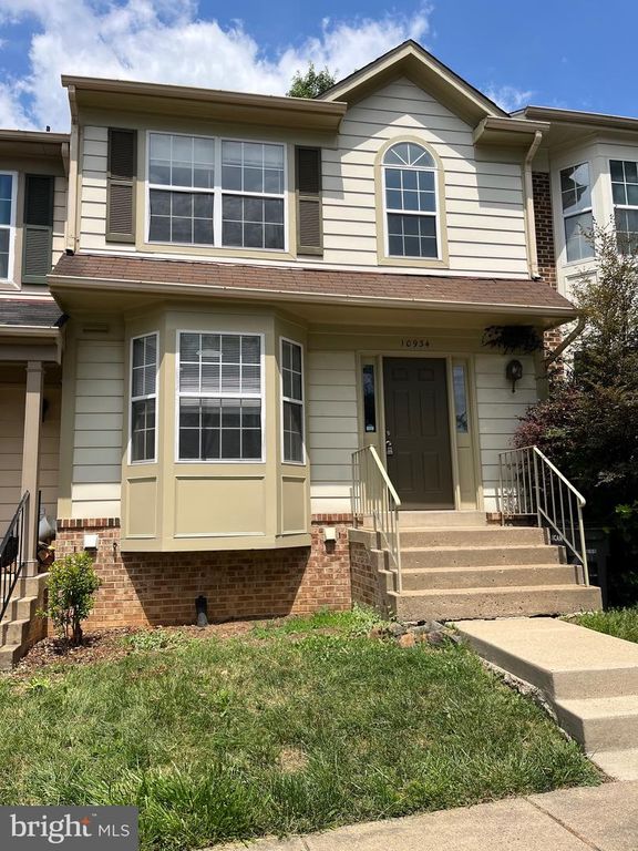 10934 MISSION RIDGE DR, Manassas, VA 20109