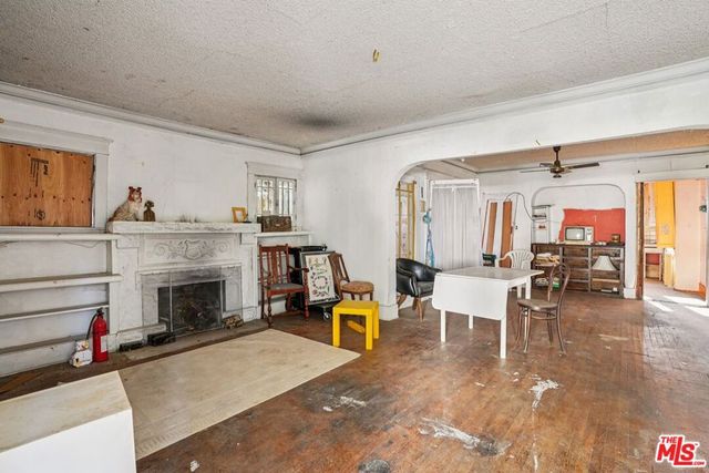 935 N Gardner Street, West Hollywood, CA 90046