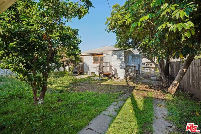 935 N Gardner Street, West Hollywood, CA 90046