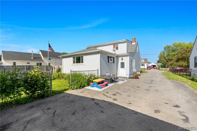 60 Colby Street, Cheektowaga, NY 14206