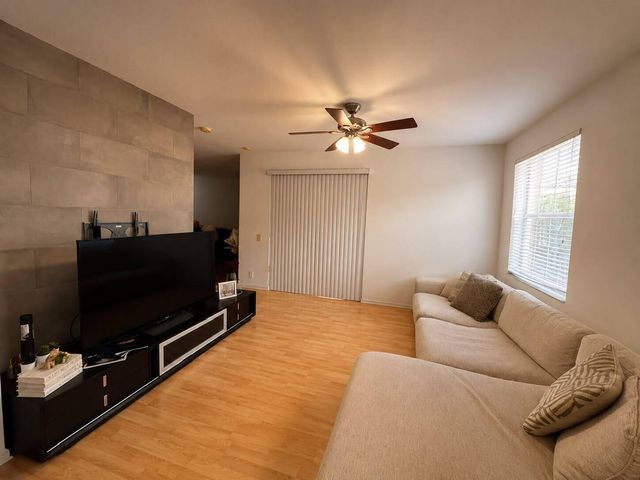 1869 Aspen Lane, Weston, FL 33327