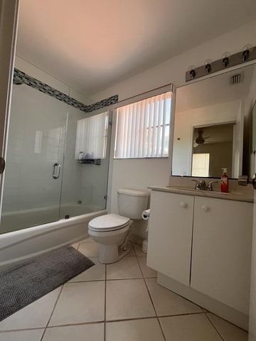 1869 Aspen Lane, Weston, FL 33327