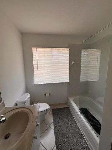 1869 Aspen Lane, Weston, FL 33327