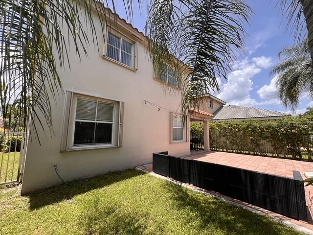 1869 Aspen Lane, Weston, FL 33327