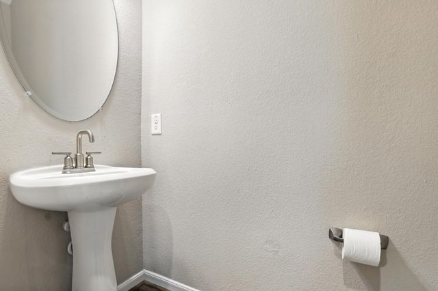 8618 Cedar Plains Lane, Houston, TX 77080