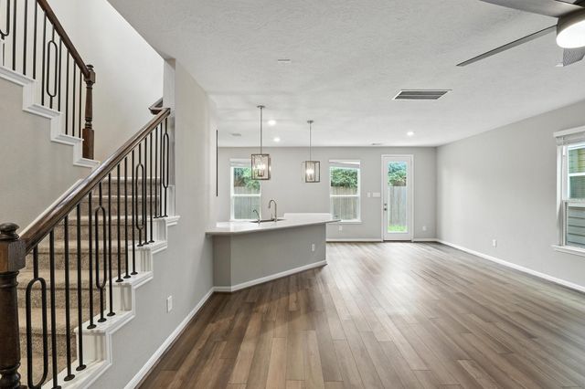 8618 Cedar Plains Lane, Houston, TX 77080