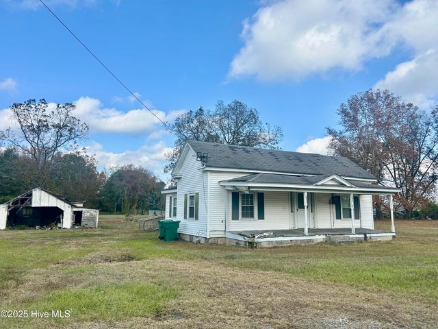 1097 James Street, Robersonville, NC 27871