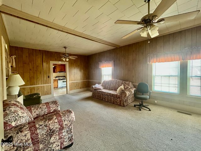 1097 James Street, Robersonville, NC 27871