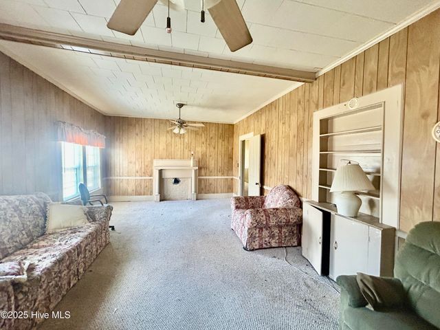 1097 James Street, Robersonville, NC 27871