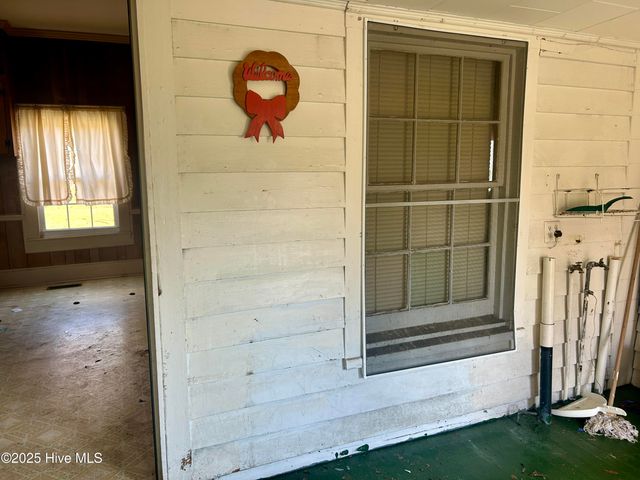 1097 James Street, Robersonville, NC 27871