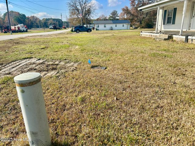 1097 James Street, Robersonville, NC 27871