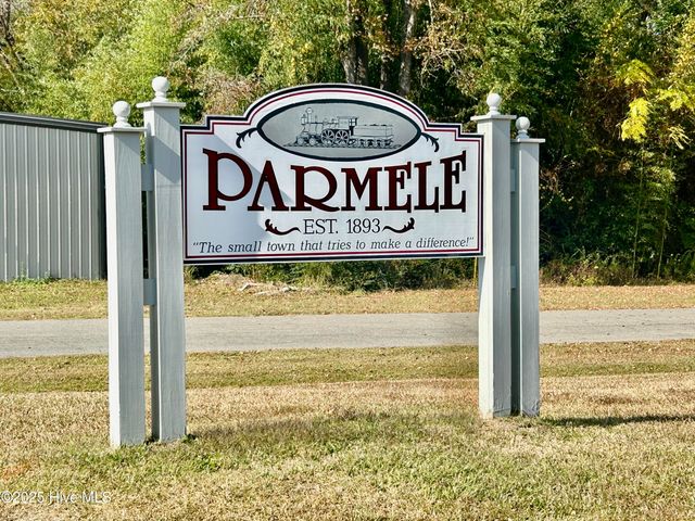 1097 James Street, Robersonville, NC 27871