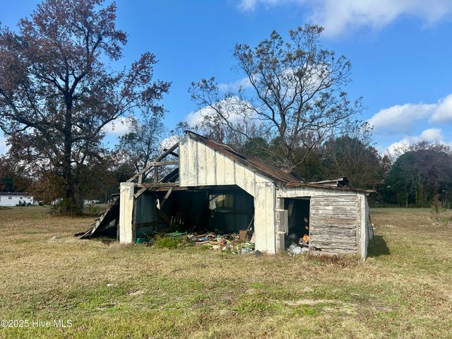 1097 James Street, Robersonville, NC 27871