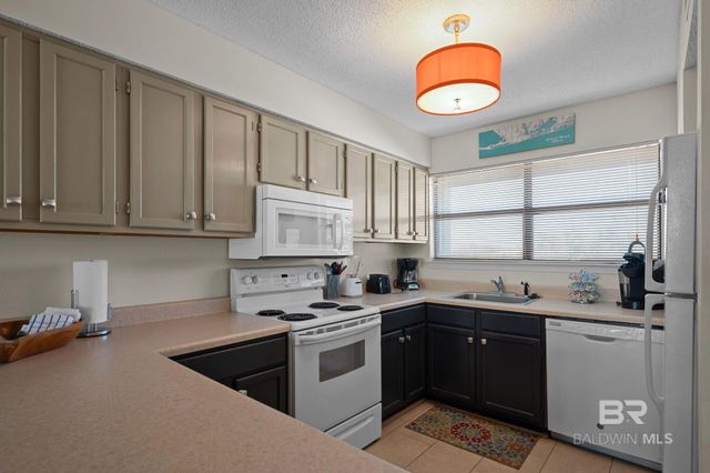 24649 Cross Lane 103, Orange Beach, AL 36561