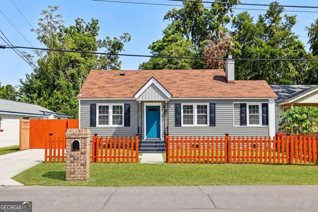 3106 Falligant Avenue, Thunderbolt, GA 31404