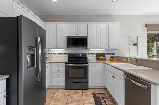 400 Dawson TRL, Georgetown, TX 78633