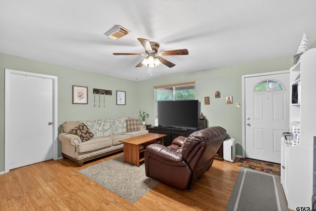16884 County Road 3147, Tyler, TX 75706