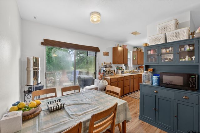 16884 County Road 3147, Tyler, TX 75706
