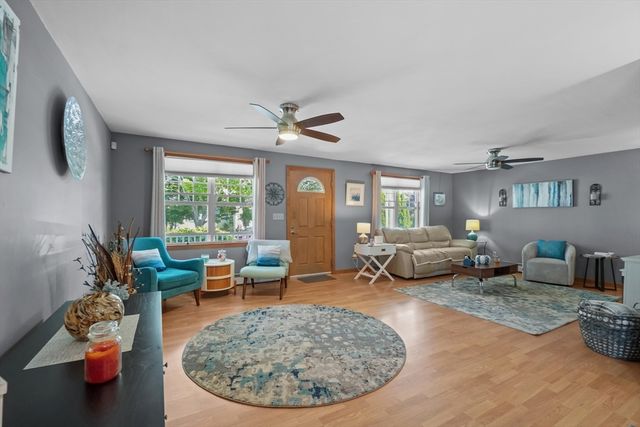 58 Sylvia St, New Bedford, MA 02745