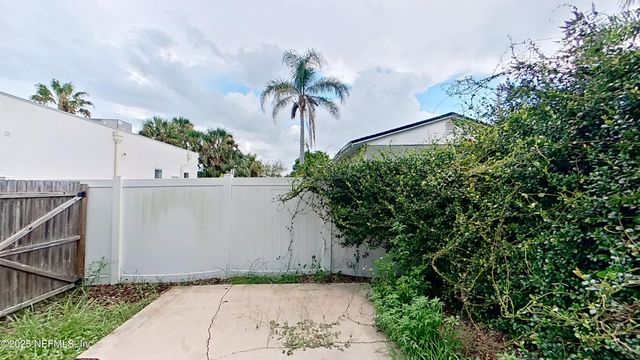 330 6TH Avenue N, A, Jacksonville Beach, FL 32250