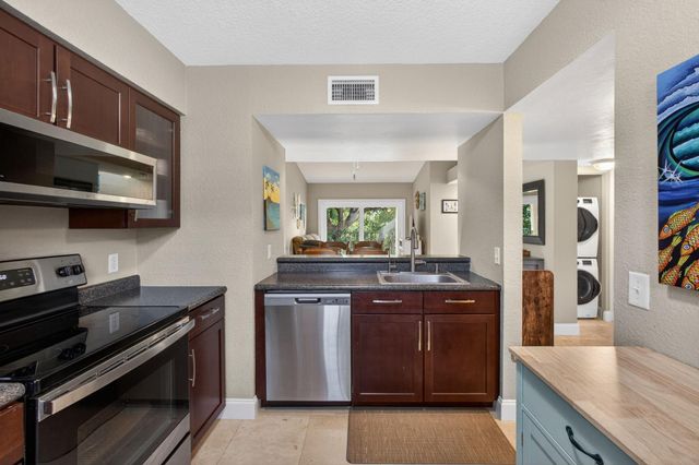 1040 Lake Shore Dr 203, Lake Park, FL 33403