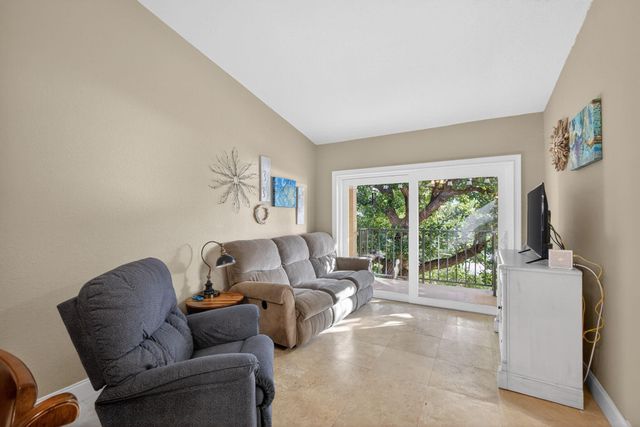 1040 Lake Shore Dr 203, Lake Park, FL 33403