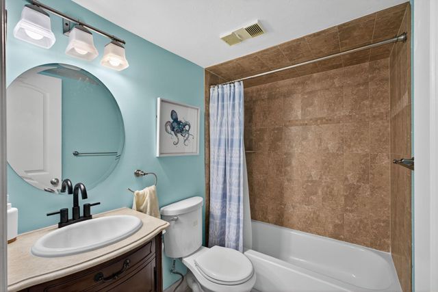 1040 Lake Shore Dr 203, Lake Park, FL 33403