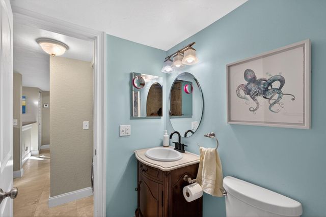 1040 Lake Shore Dr 203, Lake Park, FL 33403