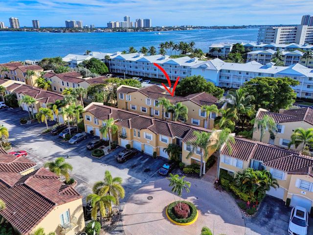 1040 Lake Shore Dr 203, Lake Park, FL 33403