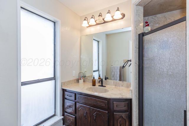 2516 N DOGWOOD Lane, Pampa, TX 79065