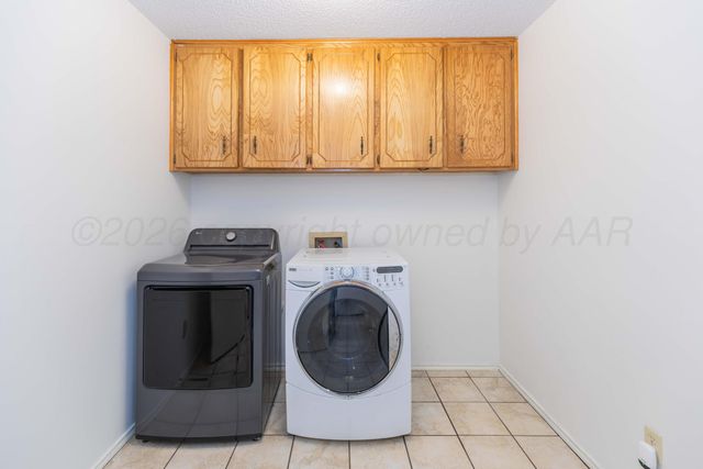 2516 N DOGWOOD Lane, Pampa, TX 79065