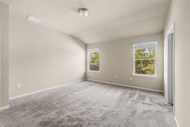 910 Comal RUN, Hutto, TX 78634