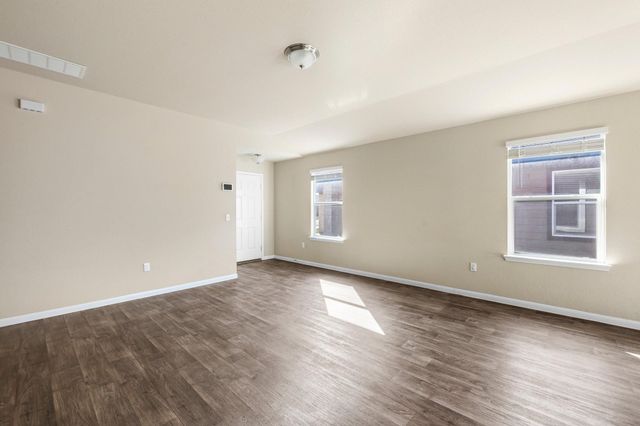 910 Comal RUN, Hutto, TX 78634