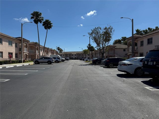 1260 SE 28th Ct 104, Homestead, FL 33035