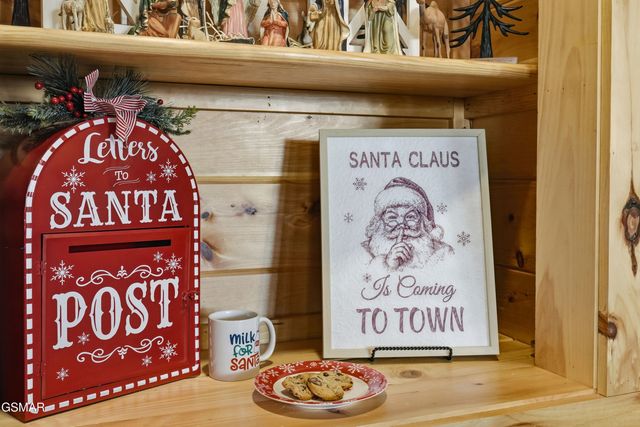 686 Stockton Drive, Sevierville, TN 37876