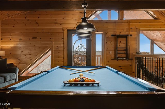 686 Stockton Drive, Sevierville, TN 37876