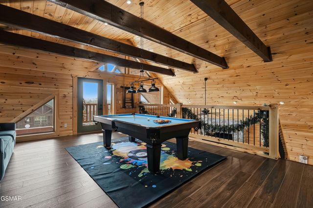 686 Stockton Drive, Sevierville, TN 37876