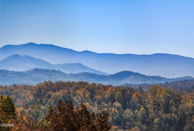 686 Stockton Drive, Sevierville, TN 37876