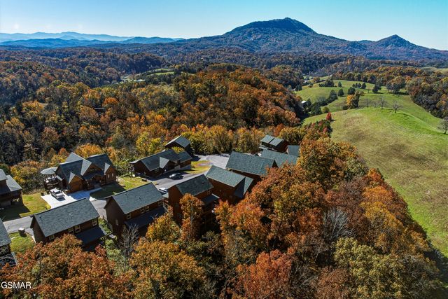 686 Stockton Drive, Sevierville, TN 37876