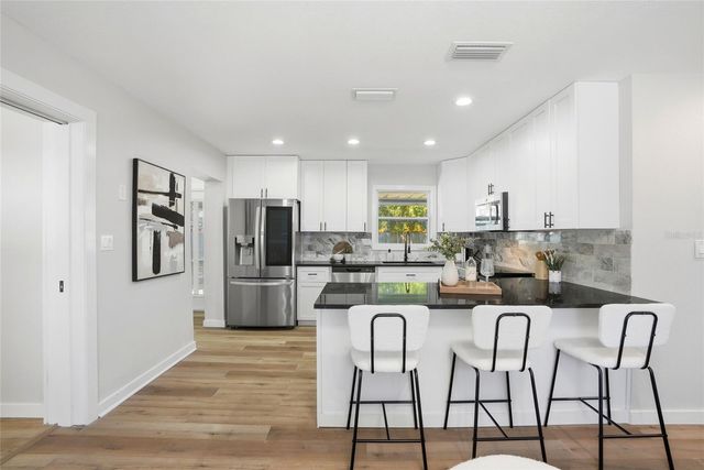 4234 HARRISBURG STREET NE, St Petersburg, FL 33703