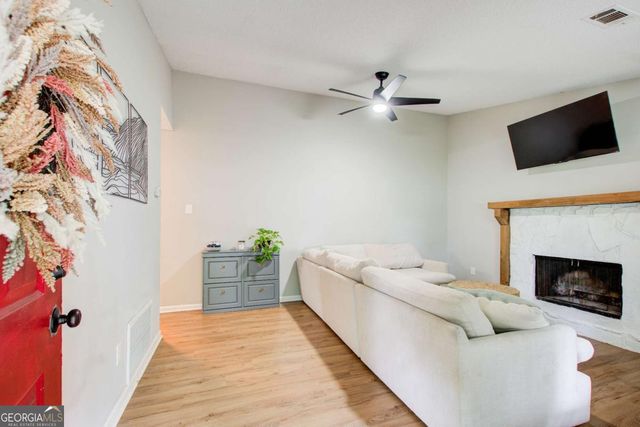 3076 Montheath Pass, Duluth, GA 30096