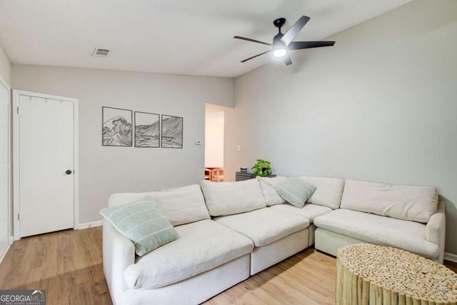 3076 Montheath Pass, Duluth, GA 30096