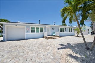 240 Fairweather LN, Fort Myers Beach, FL 33931