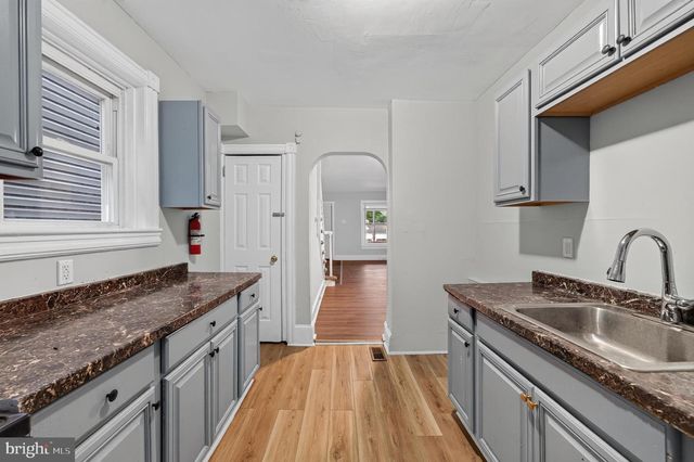 605 COATES ST, Coatesville, PA 19320