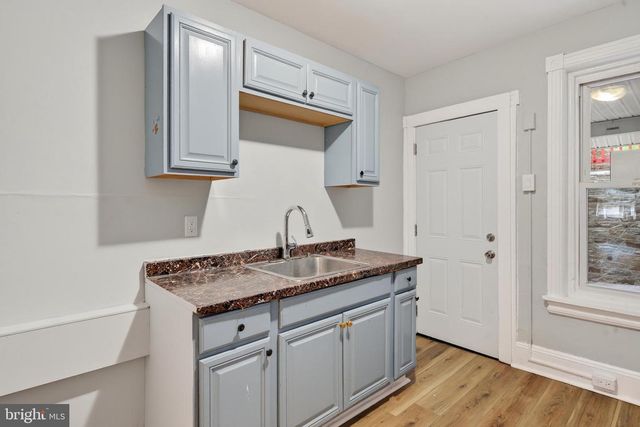 605 COATES ST, Coatesville, PA 19320