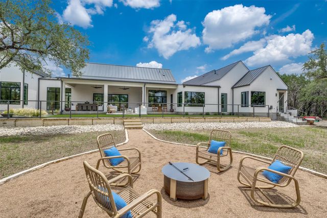 1958 Paradise PKWY, Canyon Lake, TX 78133