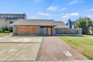 6213 Embarcadero Dr, Stockton, CA 95219