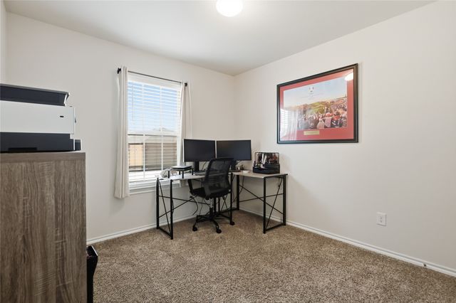 945 Alton Drive, Aubrey, TX 76227