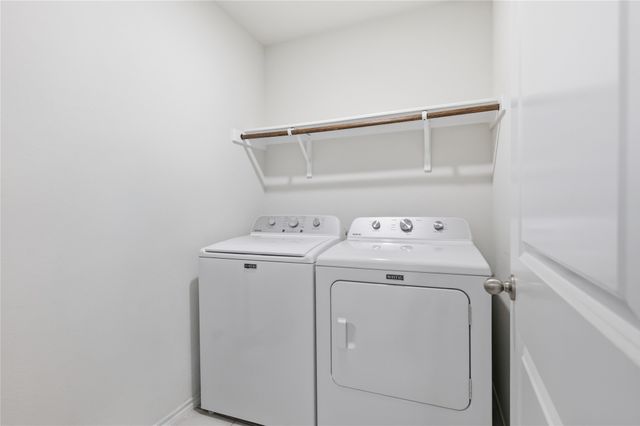 945 Alton Drive, Aubrey, TX 76227
