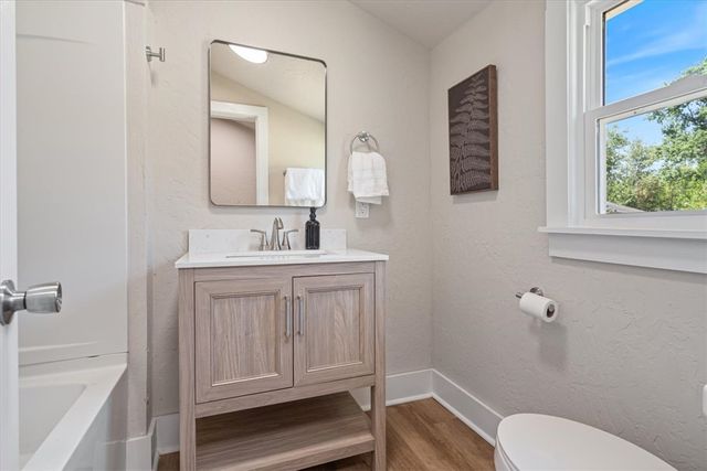 1112 E Harvard Street, Siloam Springs, AR 72761